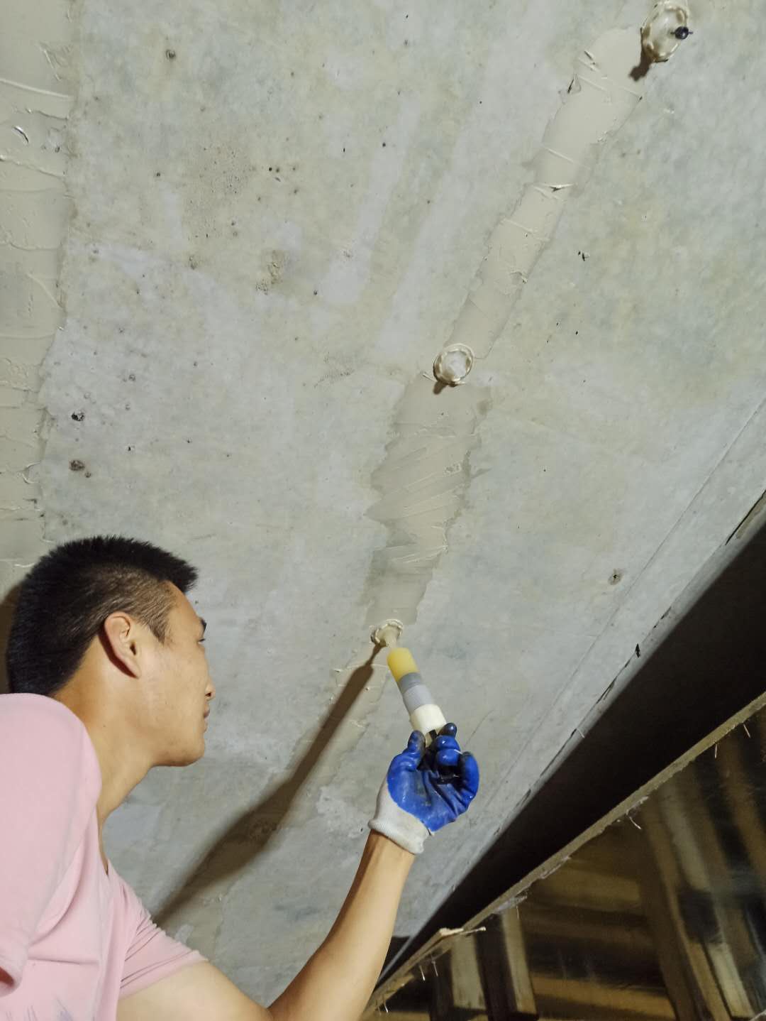 湖州房屋墙体裂缝施工方法